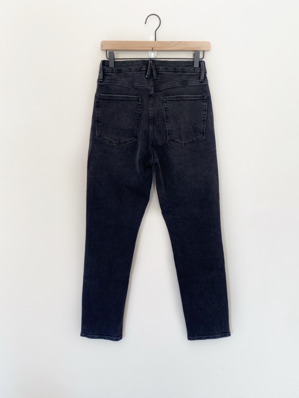 Good American Good Classic High Rise Slim Straight Leg Jeans Black size 4 or 27 - Picture 9 of 9